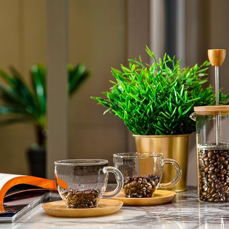 ホテル Wanda Vista イスタンブール エクステリア 写真 A coffee press