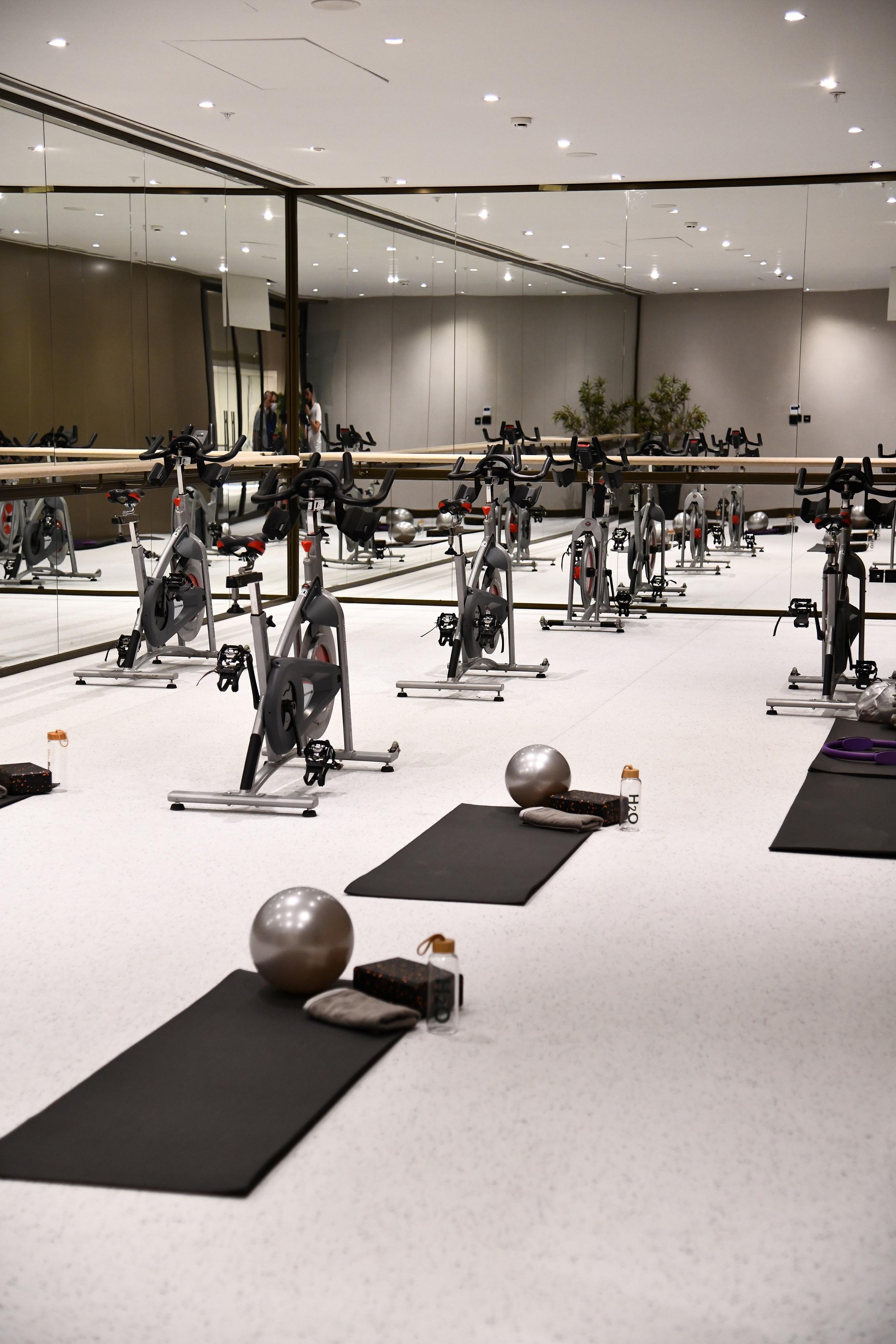 ホテル Wanda Vista イスタンブール エクステリア 写真 A typical spinning class