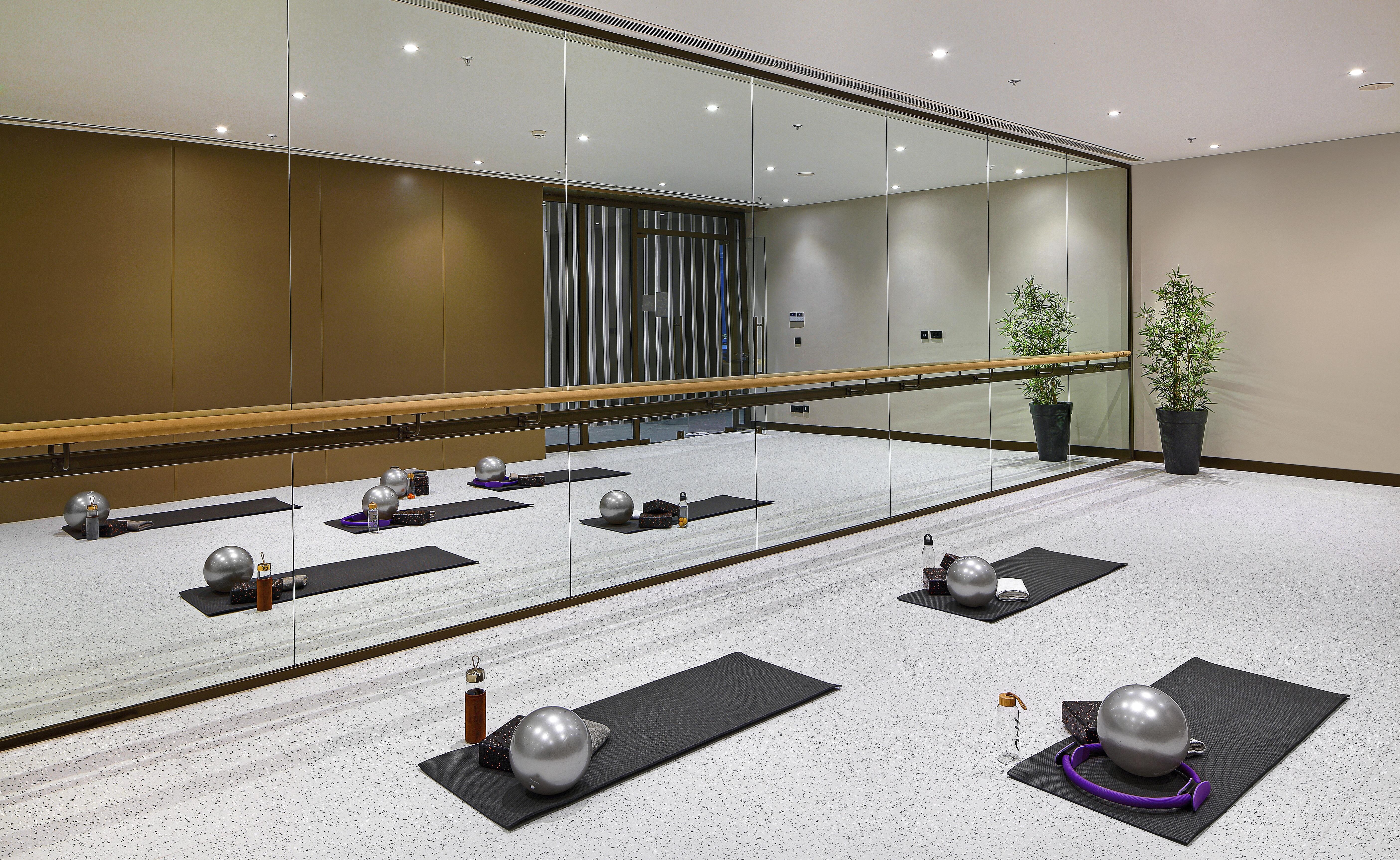 ホテル Wanda Vista イスタンブール エクステリア 写真 The Pilates studio at The Dorchester